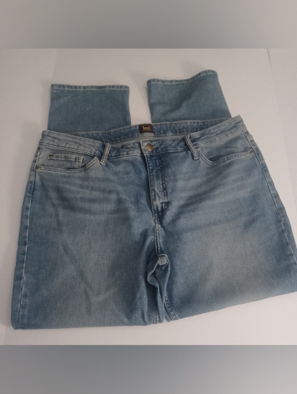 Lee Mid-rise Straight Denim Jeans Sz 20